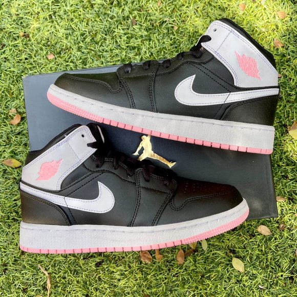 Nike Air Jordan 1 Mid black pink shoes - Picture 1 of 4